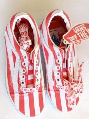 Vans Off The Wall Where's Waldo Red White Stripe Sneakers Kids Size 12 US NWT